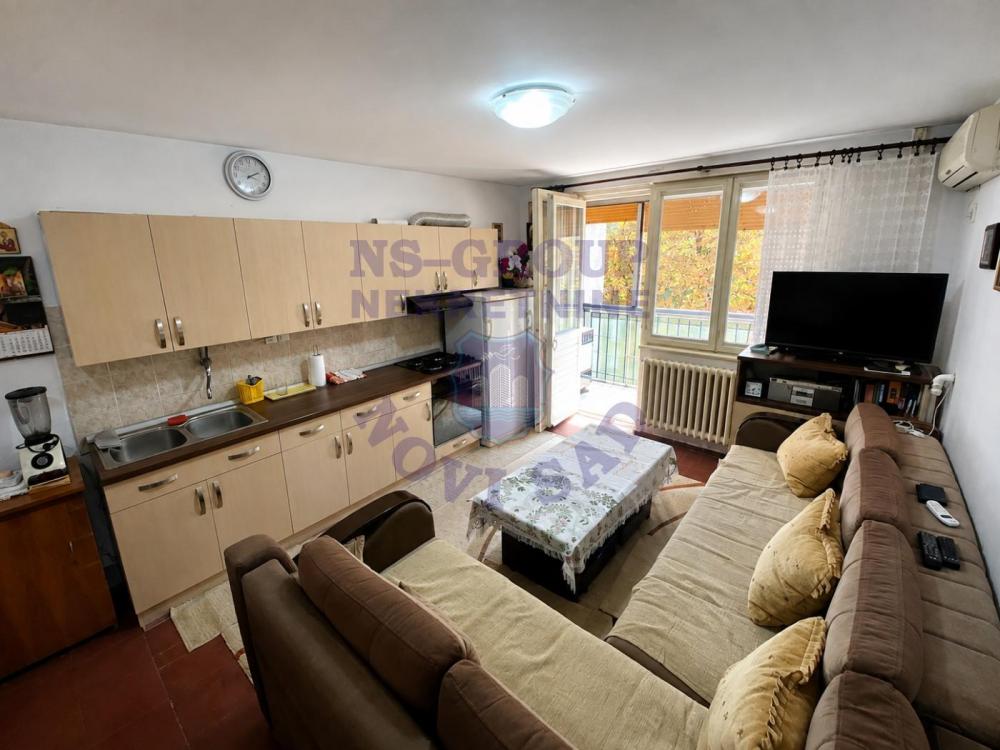 Slika 1 - Dvosoban, 49m2, Detelinara Novi Sad, sa terasom