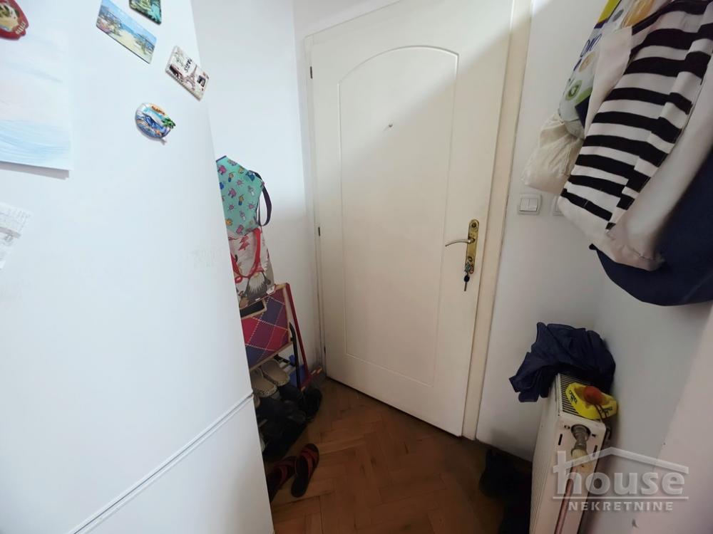 Slika 4 - Stan,NOVI SAD,CENTAR,kv: 23.00, € 74900, ID: 1066166