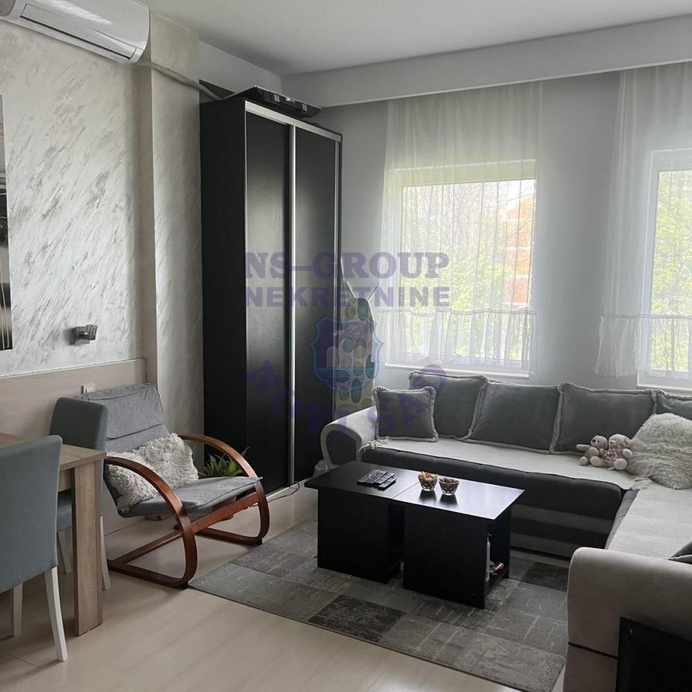 Slika 2 - Jednosoban, 24m2, Bistrica Novi Sad, ima lift