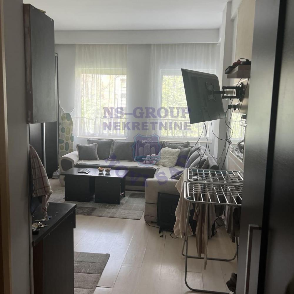 Slika 1 - Jednosoban, 24m2, Bistrica Novi Sad, ima lift
