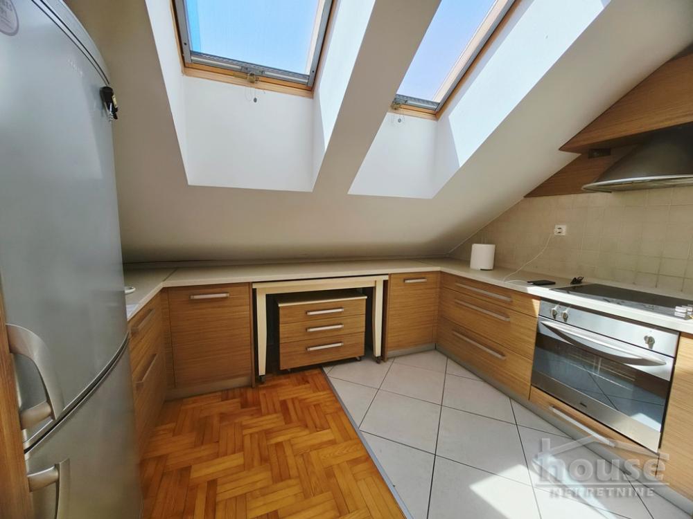 Slika 4 - Stan,NOVI SAD,GRBAVICA,kv: 83.00, € 150000, ID: 1066169