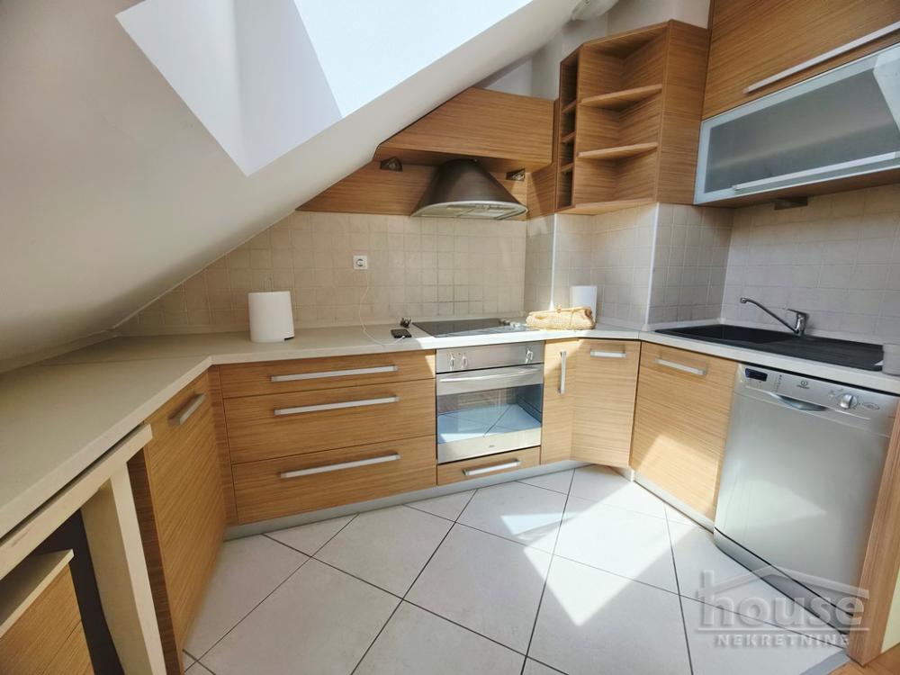Slika 5 - Stan,NOVI SAD,GRBAVICA,kv: 83.00, € 150000, ID: 1066169