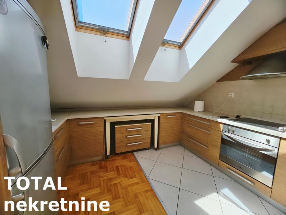 Slika 4 - Stan,NOVI SAD,GRBAVICA,kv: 83.00, € 150000, ID: 1103015