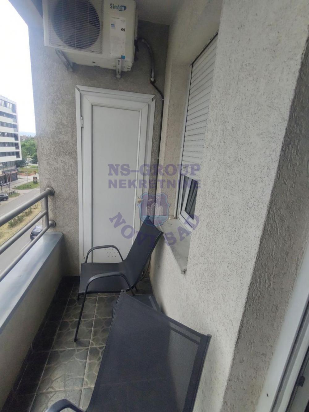 Slika 4 - Jednosoban, 30m2, Nova Detelinara Novi Sad, sa terasom, ima lift