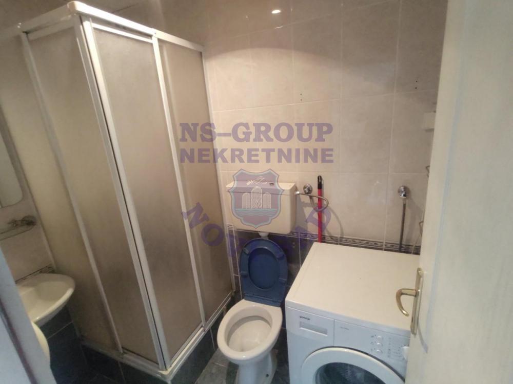 Slika 0 - Jednosoban, 30m2, Nova Detelinara Novi Sad, sa terasom, ima lift