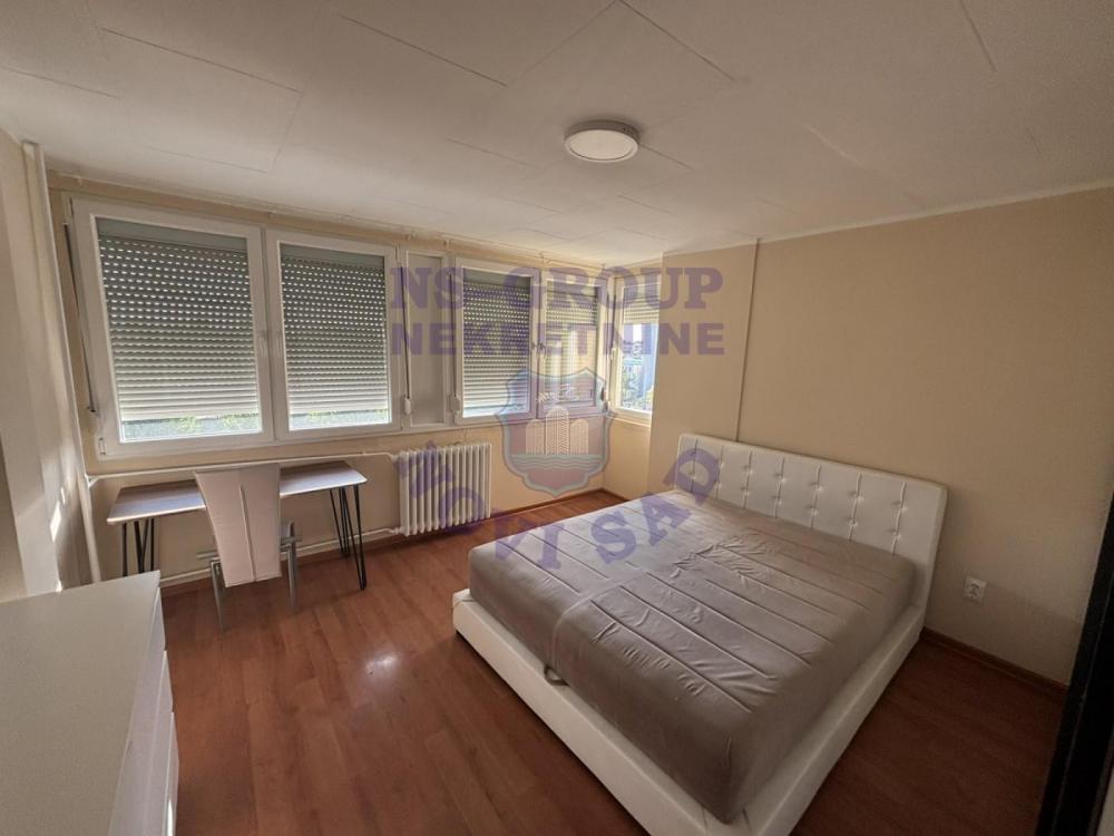 Slika 9 - Dvoiposoban, 56m2, Liman 2 Novi Sad, sa terasom, ima lift
