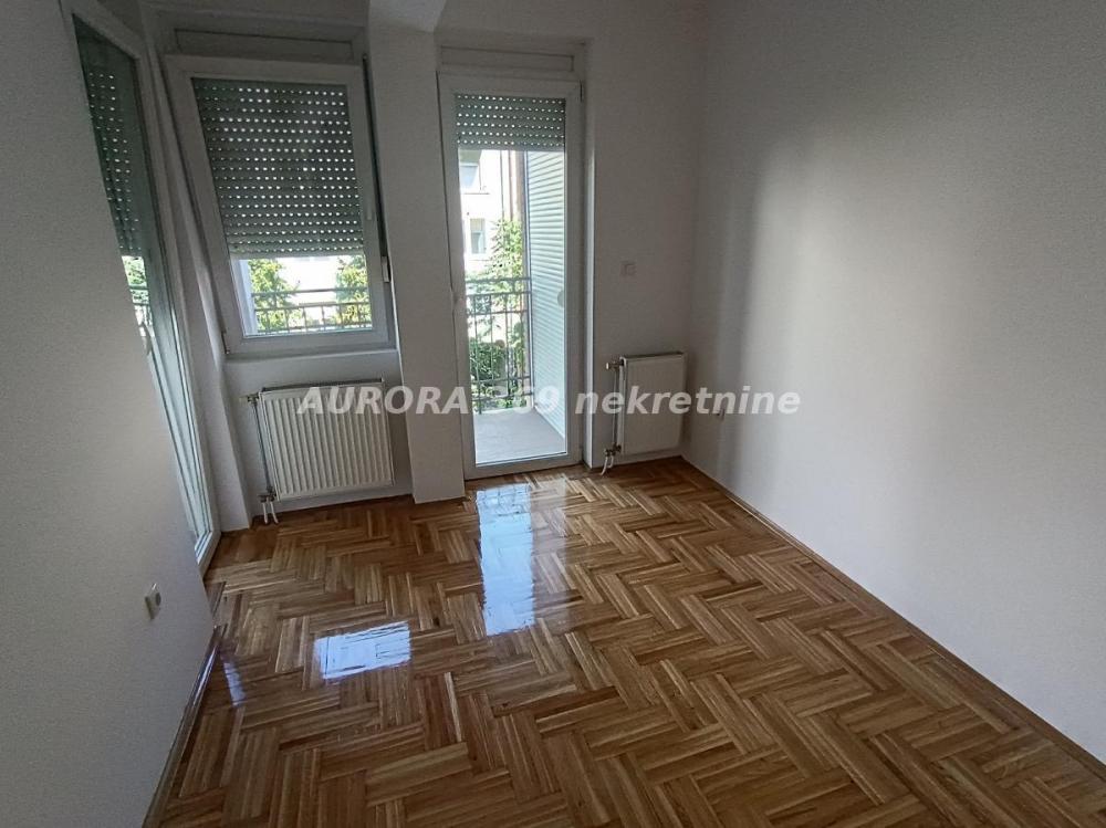 Glavna slika -NOVI SAD, NOVA DETELINARA, ODLIČAN DVOIPOSOBAN 59m2, POLUNAMEŠTEN, 2 SPRAT