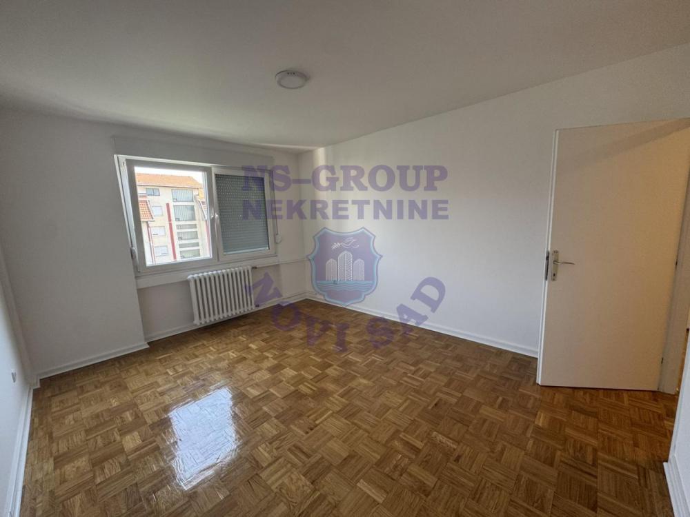 Slika 9 - Trosoban stan od 87m2 na Novoj Detelinari 