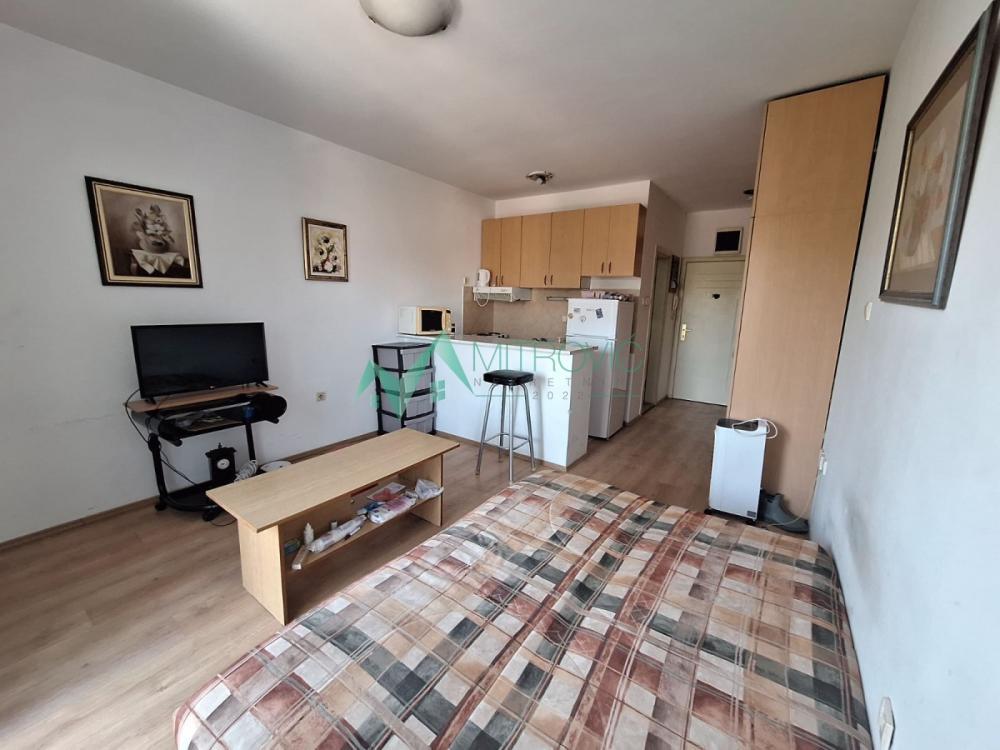 Slika 2 - NOVI SAD, NOVA DETELINARA, AGENCIJSKA ŠIFRA 1004608 