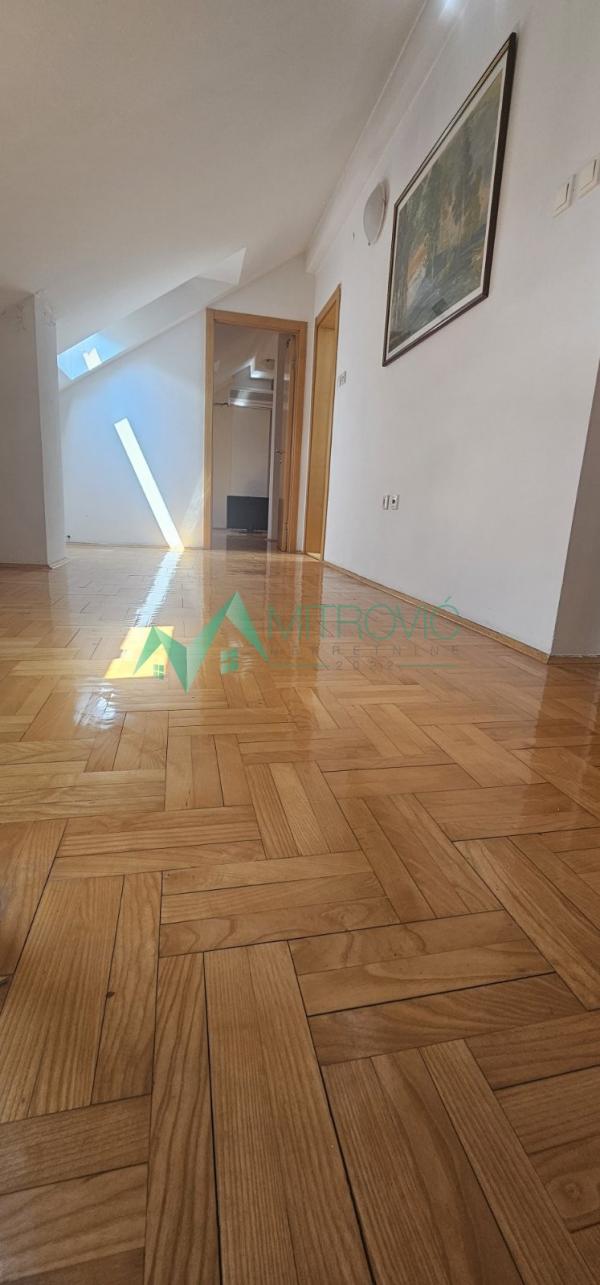 Slika 8 - Prodaje se dupleks na najtraženijoj gradskoj lokaciji- Grbavici  (Šifra: 1004593) 