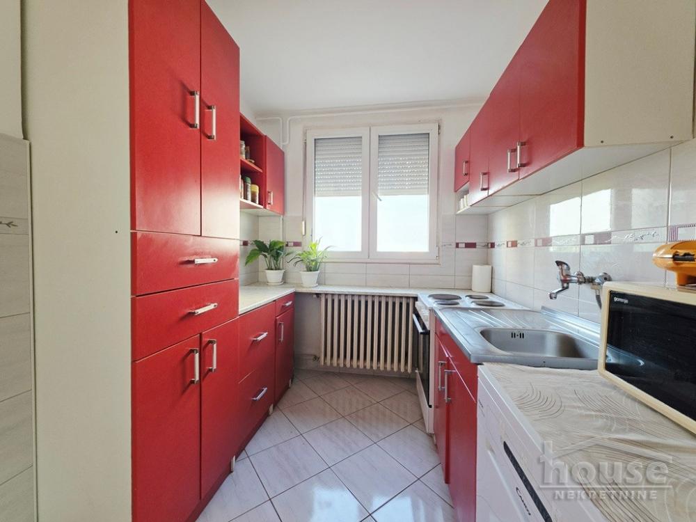 Slika 6 - Stan,NOVI SAD,DETELINARA,kv: 51.00, € 125000, ID: 1066185