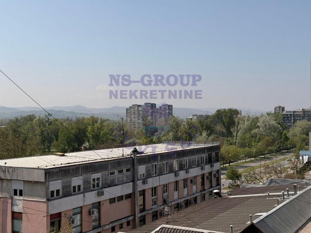 Slika 8 - Jednosoban, 39m2, Liman 2 Novi Sad, ima lift