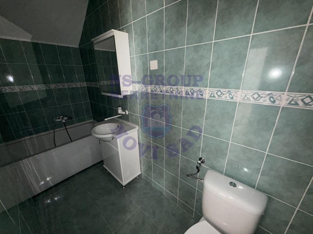Slika 9 - Trosoban, 86m2, Novo naselje Novi Sad, ima lift