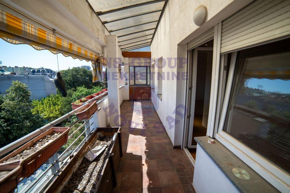 Slika 10 - SAMO KOD NAS! Useljivo, uknjižen ,154m2