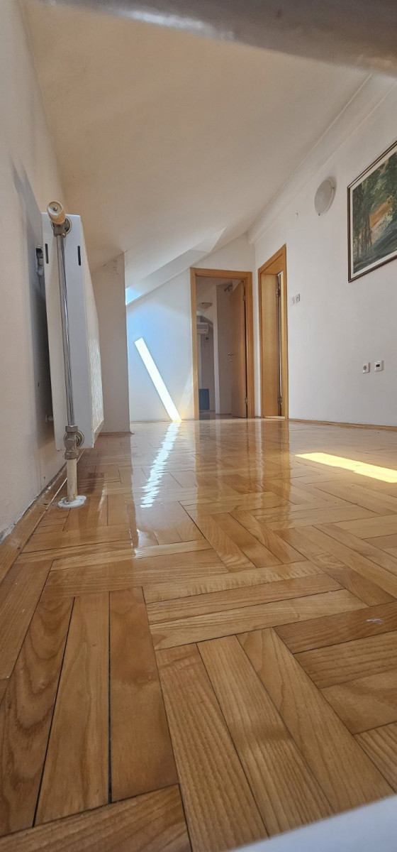 Slika 1 - Stan,NOVI SAD,GRBAVICA,kv: 39.00, € 154500, ID: 1059671