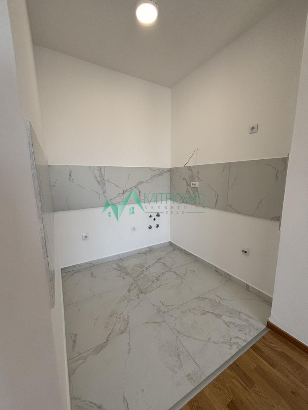 Slika 5 - Jednoiposoban stan u novogradnji u kompleksu zatvorenog tipa (šifra: 
1004578)  