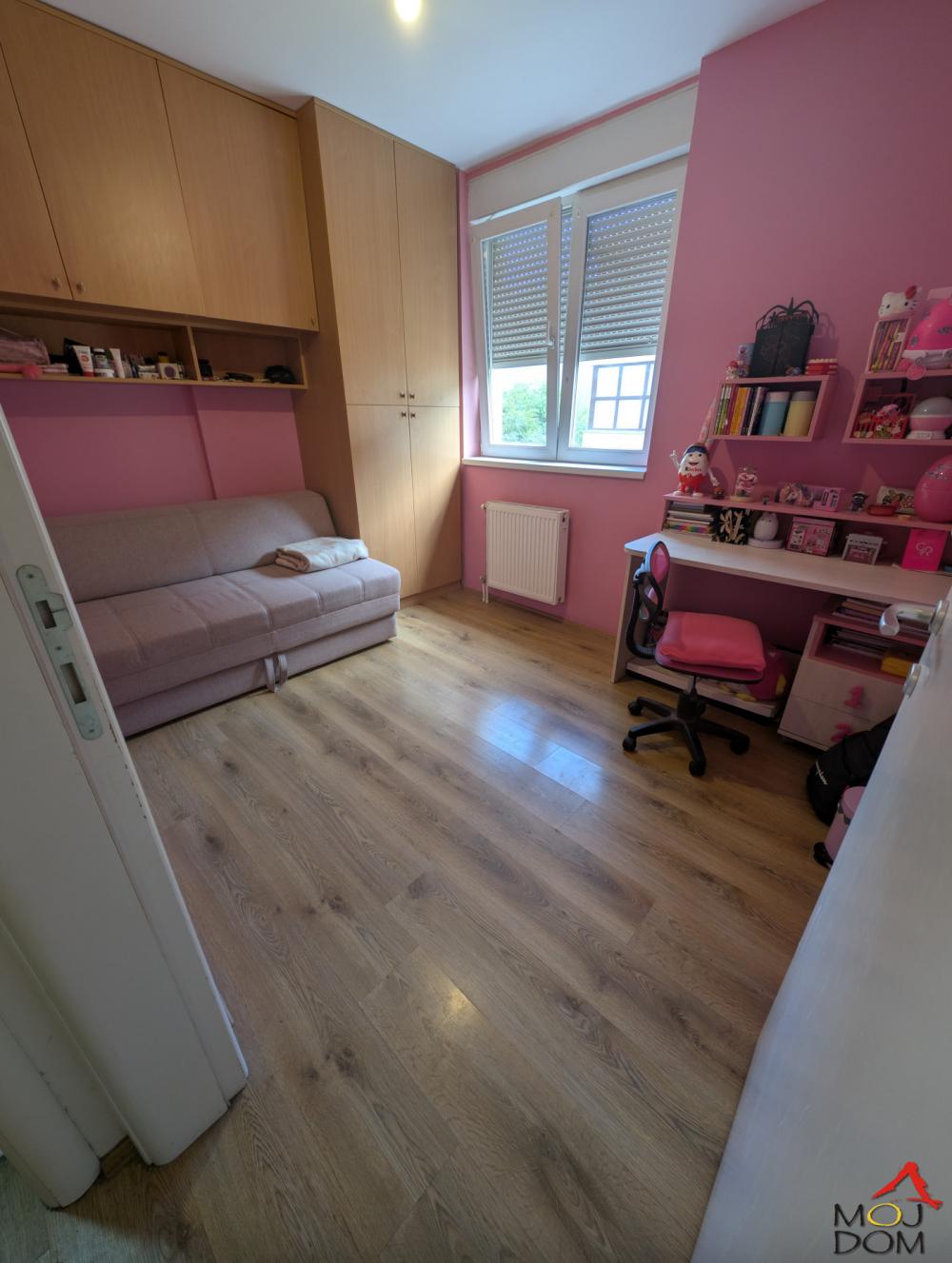 Slika 5 - Stan,NOVI SAD,BULEVAR,kv: 33, € 123600, ID: 1032668