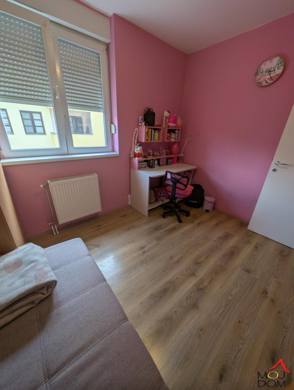 Slika 7 - Stan,NOVI SAD,BULEVAR,kv: 33, € 123600, ID: 1032668