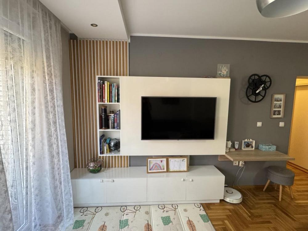 Slika 1 - Dvoiposoban stan 65m Nova Detelinara