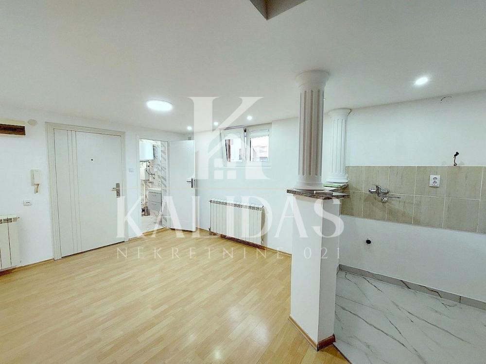 Glavna slika -Stan,NOVI SAD,CENTAR,kv: 33, € 118450, ID: 1008939