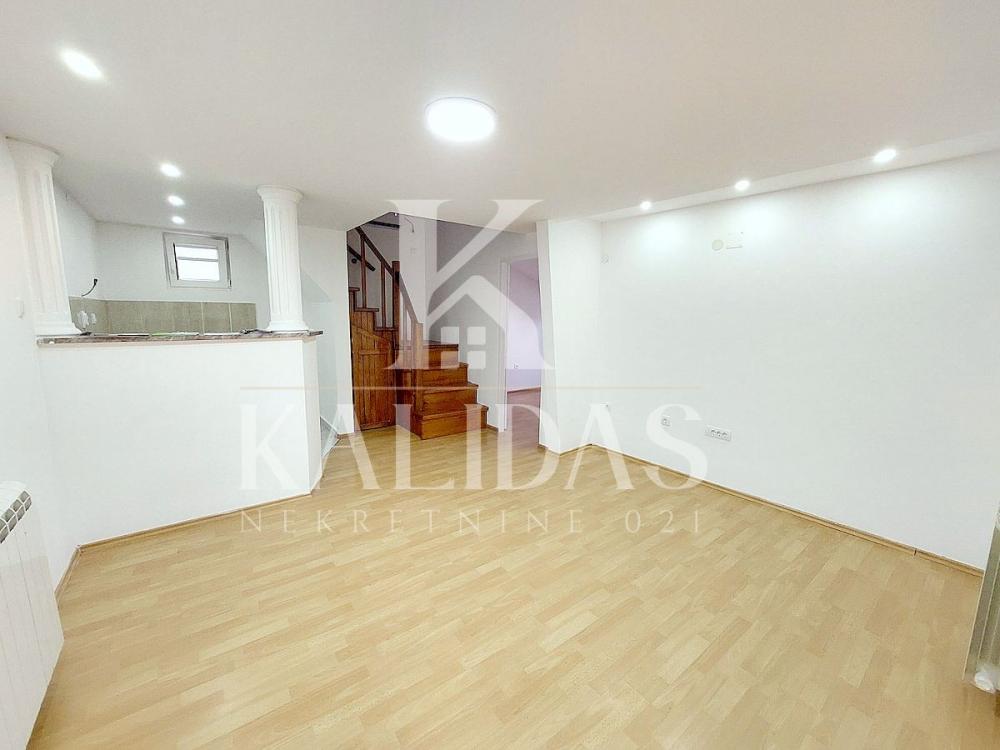Slika 7 - Stan,NOVI SAD,CENTAR,kv: 33, € 118450, ID: 1008939
