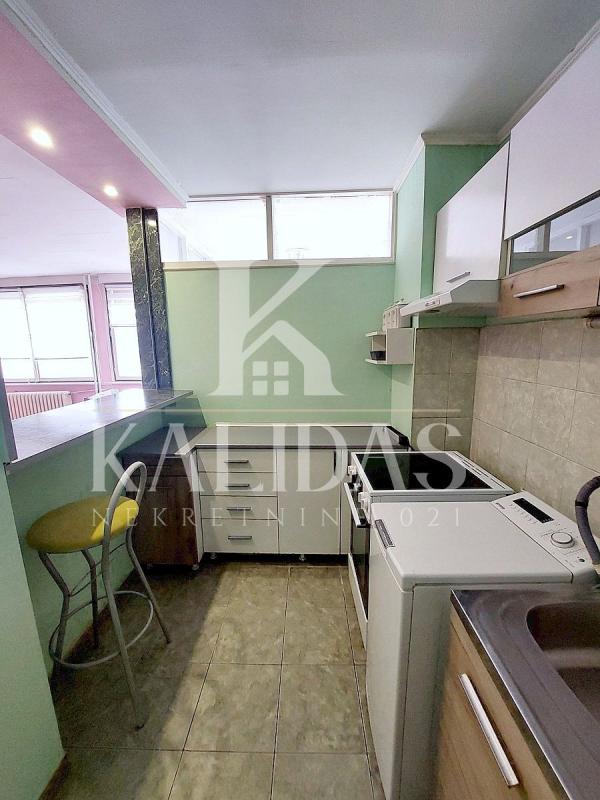 Slika 11 - Stan,NOVI SAD,LIMAN 2,kv: 56, € 172000, ID: 1008933