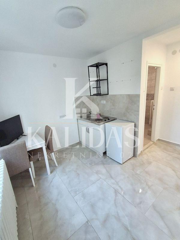 Slika 1 - Stan,NOVI SAD,SATELIT,kv: 14, € 57680, ID: 1008930
