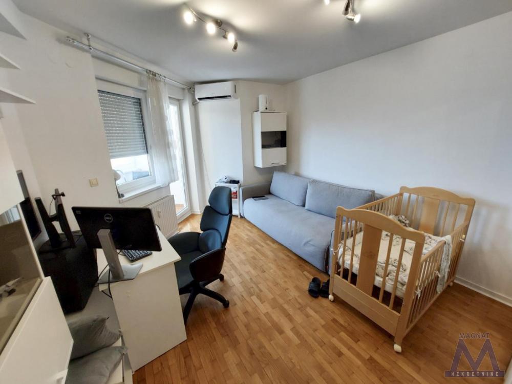 Slika 4 - Stan,NOVI SAD,GRBAVICA,kv: 79, € 267800, ID: 1019434
