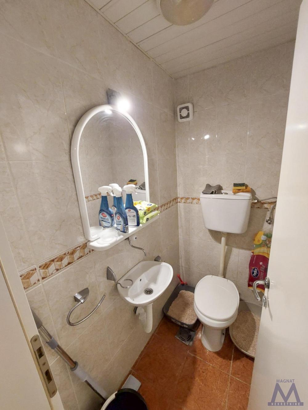 Slika 9 - Stan,NOVI SAD,GRBAVICA,kv: 79, € 267800, ID: 1019434