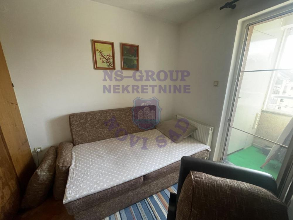 Slika 4 - Odličan dvoiposoban stan na Novom Naselju!