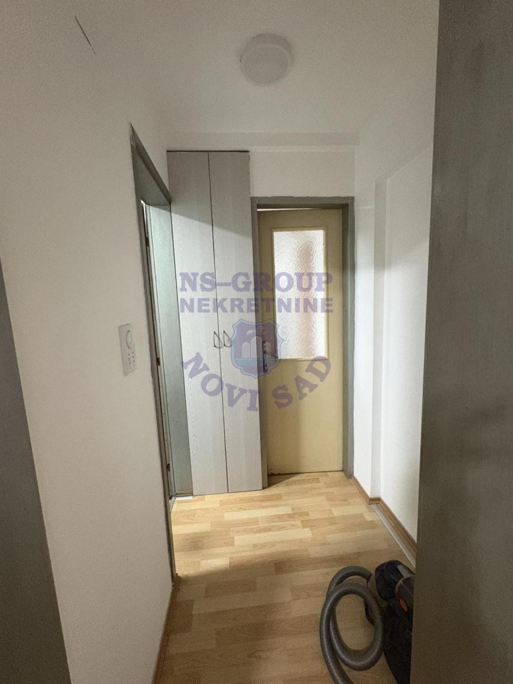 Slika 4 - 576680-Stan na Petrovaradinu