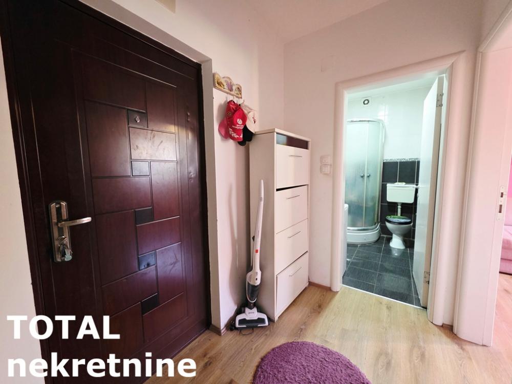 Slika 7 - Stan,NOVI SAD,BULEVAR,kv: 33.00, € 120000, ID: 1103033