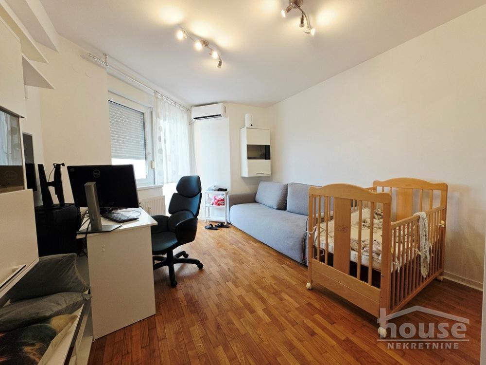 Slika 10 - Stan,NOVI SAD,GRBAVICA,kv: 79.00, € 260000, ID: 1066189