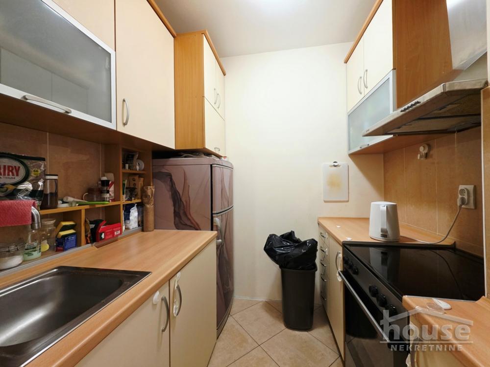 Slika 4 - Stan,NOVI SAD,GRBAVICA,kv: 79.00, € 260000, ID: 1066189