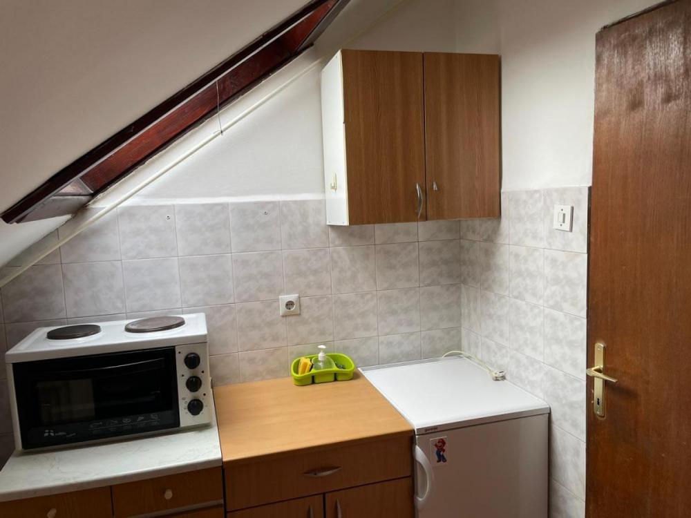Slika 5 - Jednosoban, 26m2, Novi Sad centar Novi Sad, ima lift