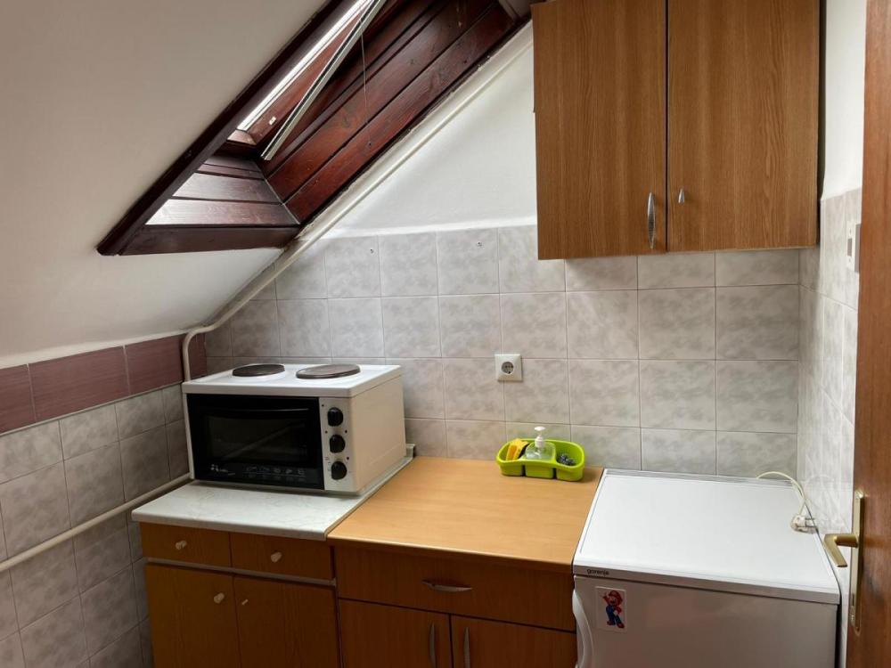 Slika 4 - Jednosoban, 26m2, Novi Sad centar Novi Sad, ima lift