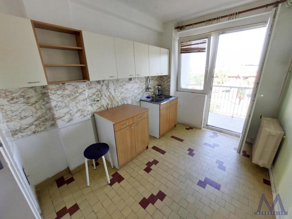 Slika 2 - Stan,NOVI SAD,GRBAVICA,kv: 50, € 129000, ID: 1019436