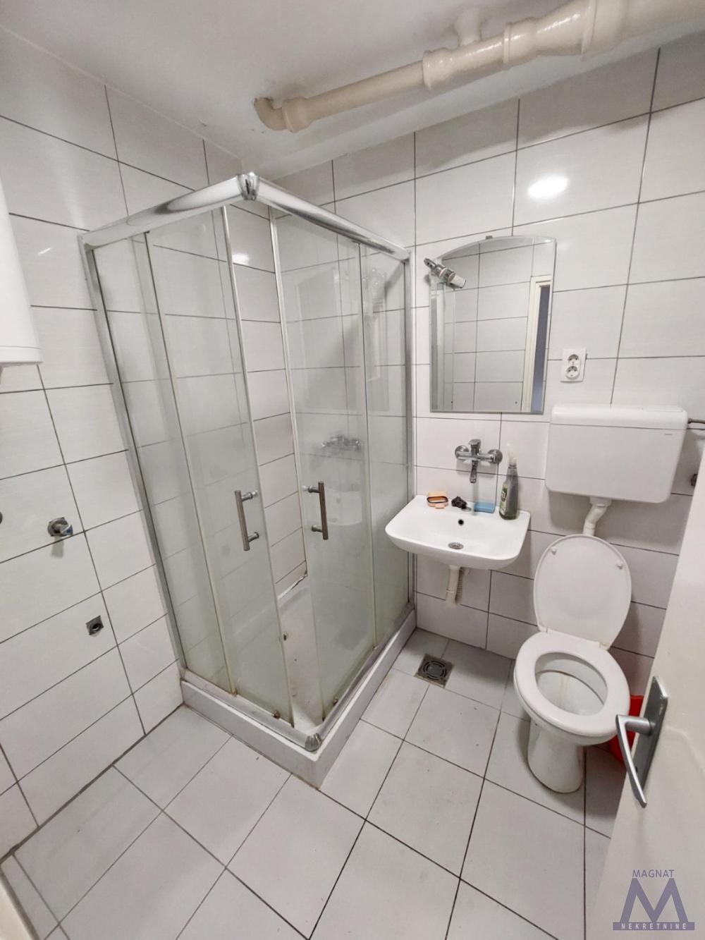 Slika 7 - Stan,NOVI SAD,GRBAVICA,kv: 50, € 129000, ID: 1019436