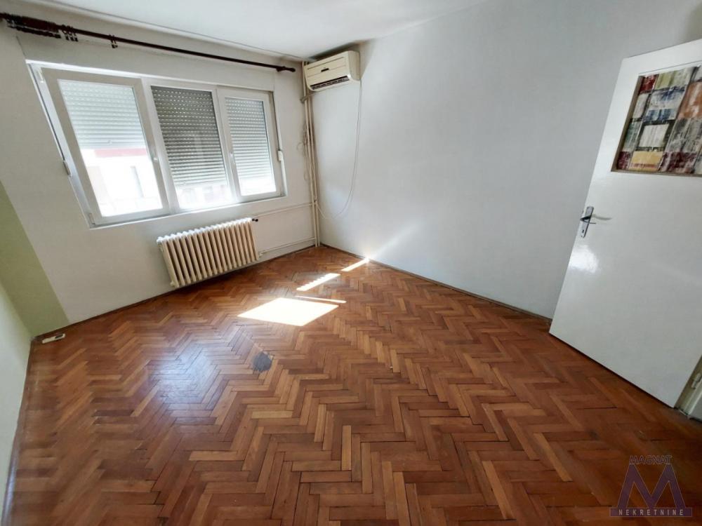 Slika 4 - Stan,NOVI SAD,GRBAVICA,kv: 50, € 129000, ID: 1019436