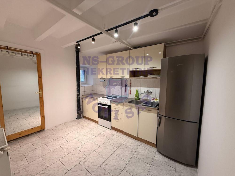 Slika 2 - Dvoiposoban, 58m2, Novosadski kej Novi Sad