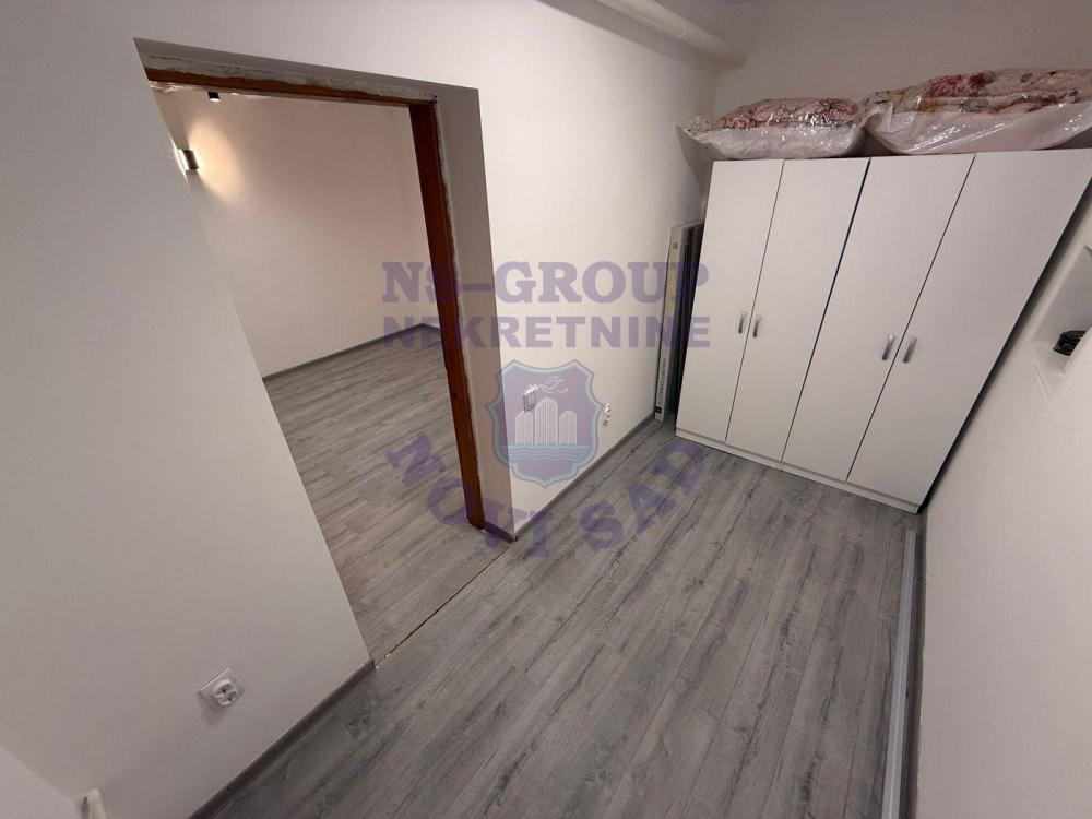 Slika 8 - Dvoiposoban, 58m2, Novosadski kej Novi Sad