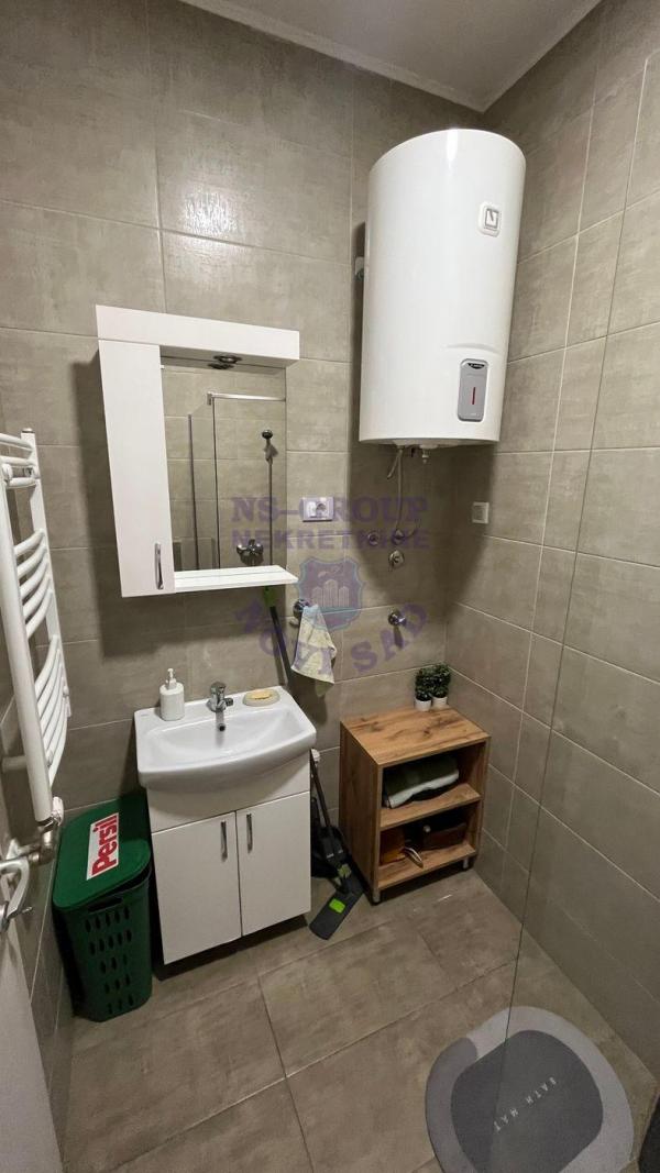 Slika 6 - Dvosoban, 41m2, Salajka (Partizanska ulica) Novi Sad