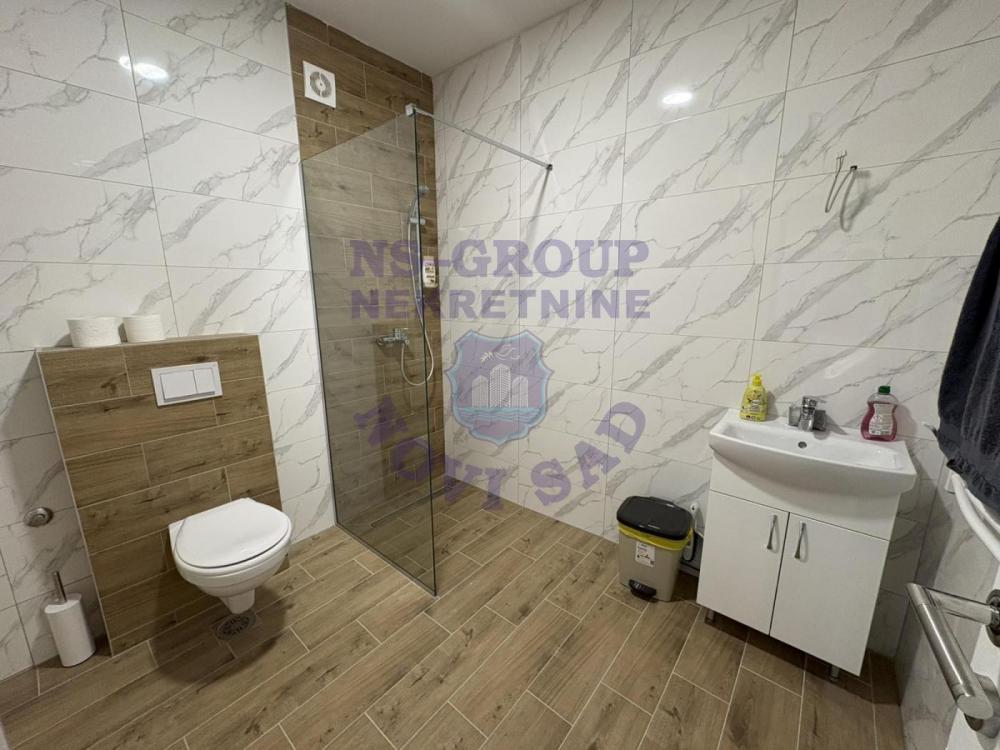 Slika 9 - Dvosoban, 44m2, Telep Novi Sad, sa terasom, ima lift