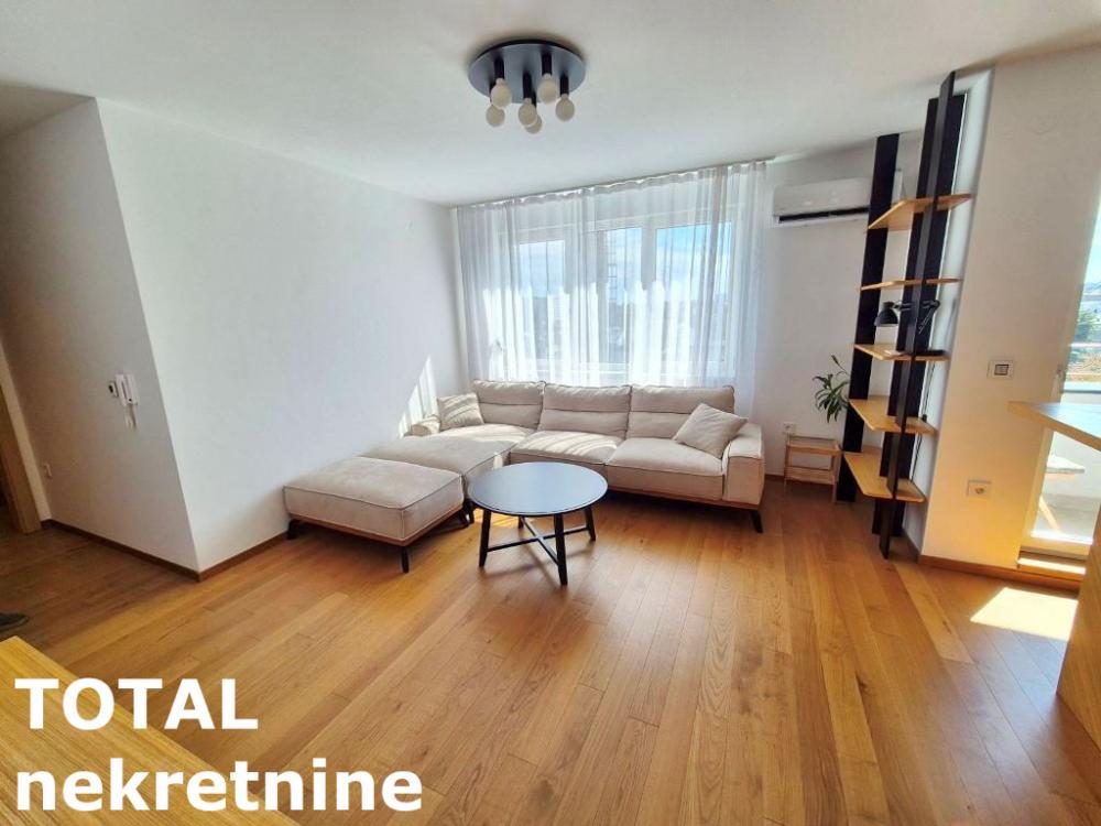 Slika 3 - Stan,NOVI SAD,BULEVAR EVROPE,kv: 78.00, € 270000, ID: 1102589