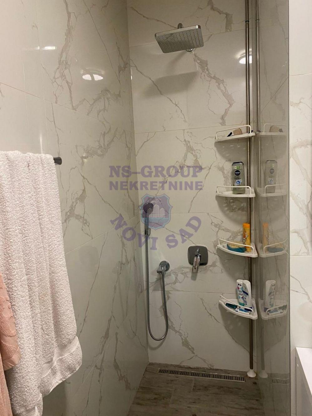 Slika 6 - Jednoiposoban, 50m2, Petrovaradin Novi Sad