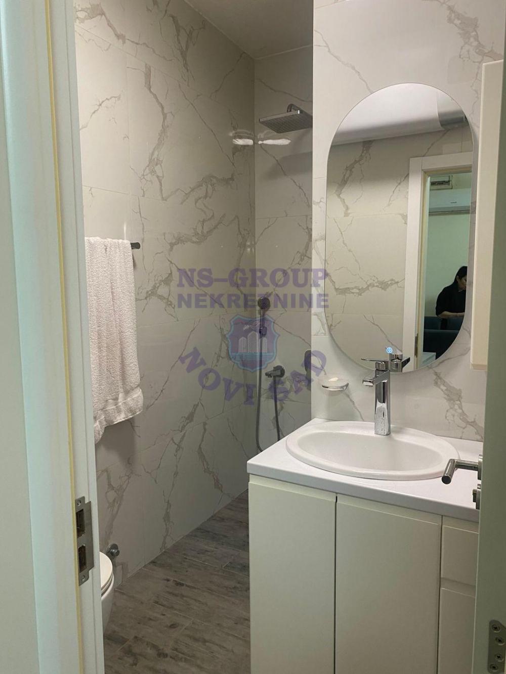 Slika 7 - Jednoiposoban, 50m2, Petrovaradin Novi Sad