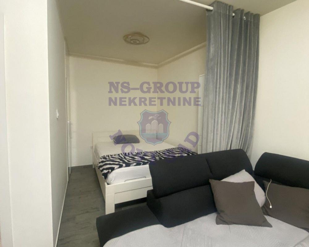 Slika 1 - Jednoiposoban, 50m2, Petrovaradin Novi Sad