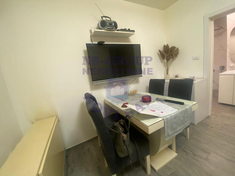 Slika 2 - Jednoiposoban, 50m2, Petrovaradin Novi Sad