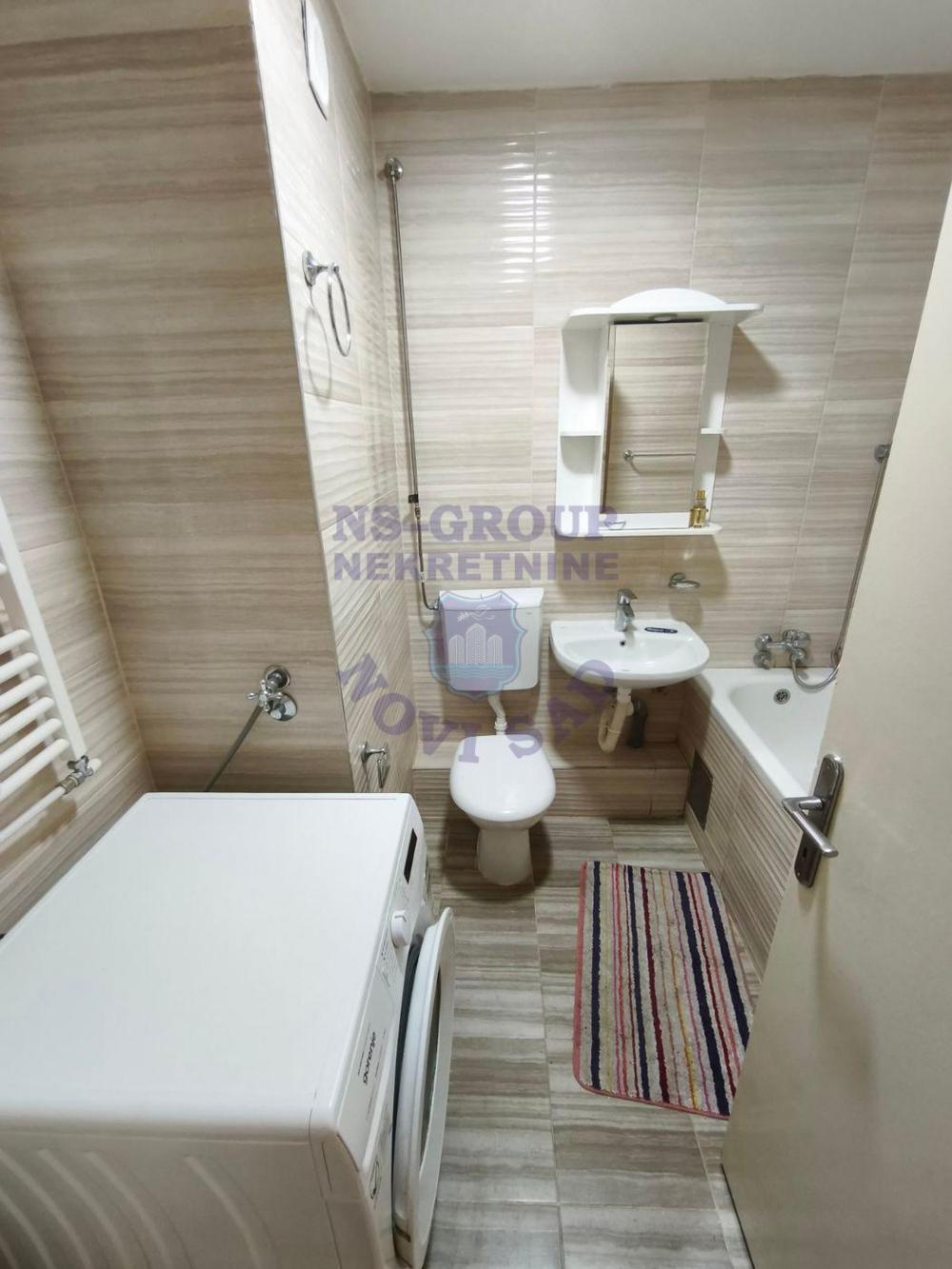 Slika 6 - Jednoiposoban, 47m2, Liman 4 Novi Sad, sa terasom, ima lift
