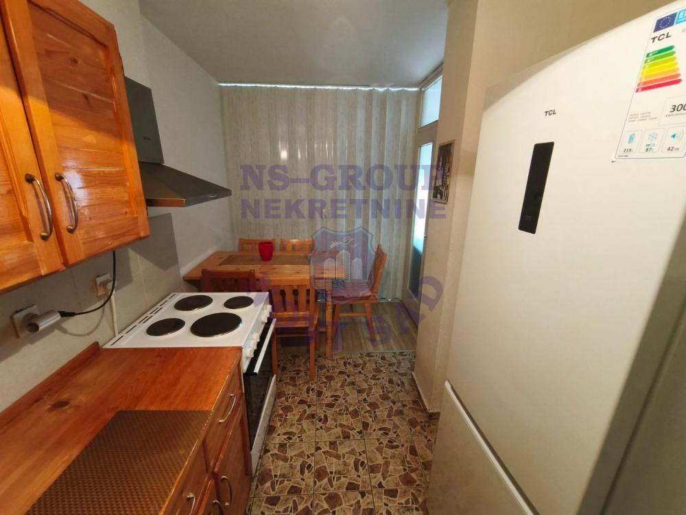 Slika 2 - Jednoiposoban, 47m2, Liman 4 Novi Sad, sa terasom, ima lift